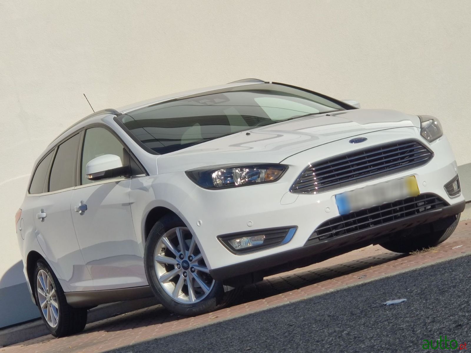 2017' Ford Focus Sw photo #1