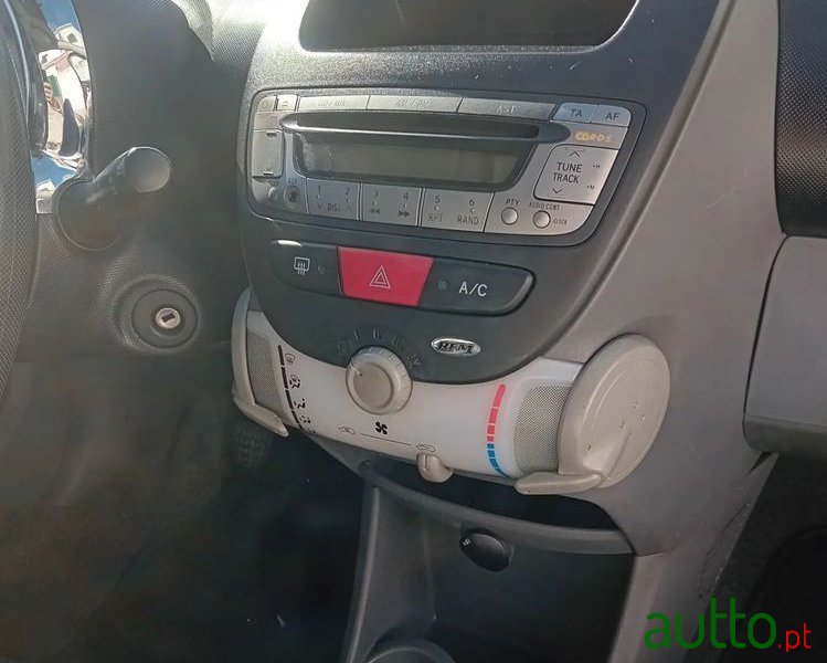 2007' Citroen C1 1.0 Rfm photo #2