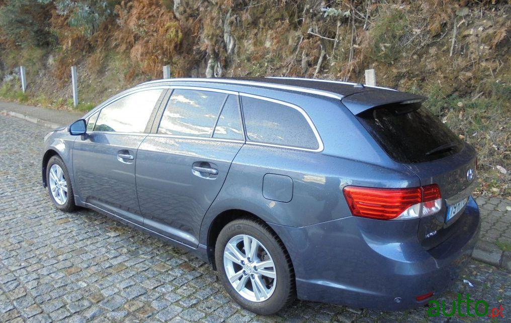 2012' Toyota Avensis Sw 2.0 D-4D Luxury+Navi photo #1