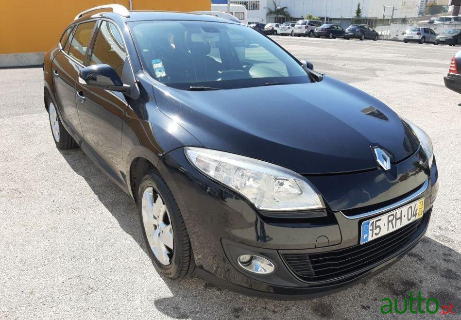 2013' Renault Megane 1.5 Dci photo #2