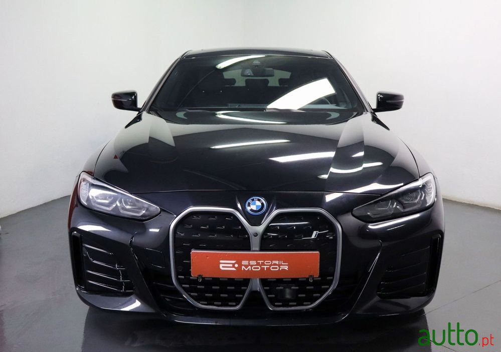 2023' BMW Série I photo #2