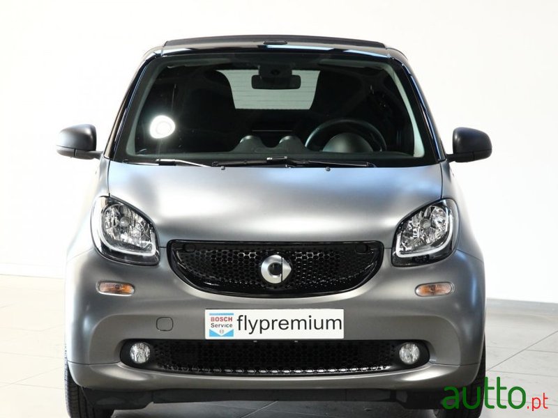 2018' Smart Fortwo photo #2