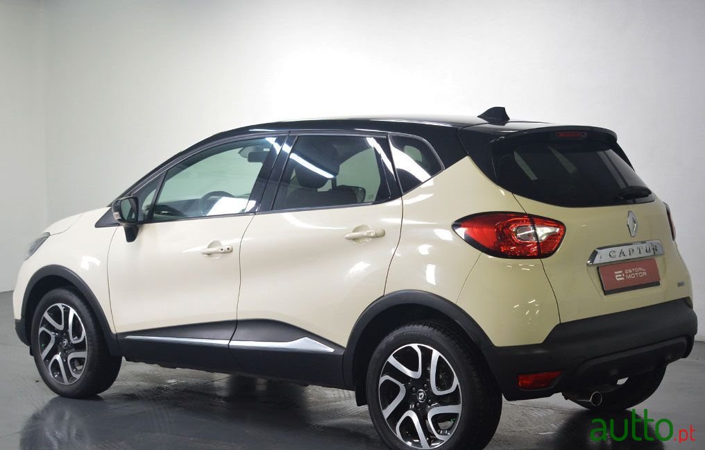 2017' Renault Captur photo #3