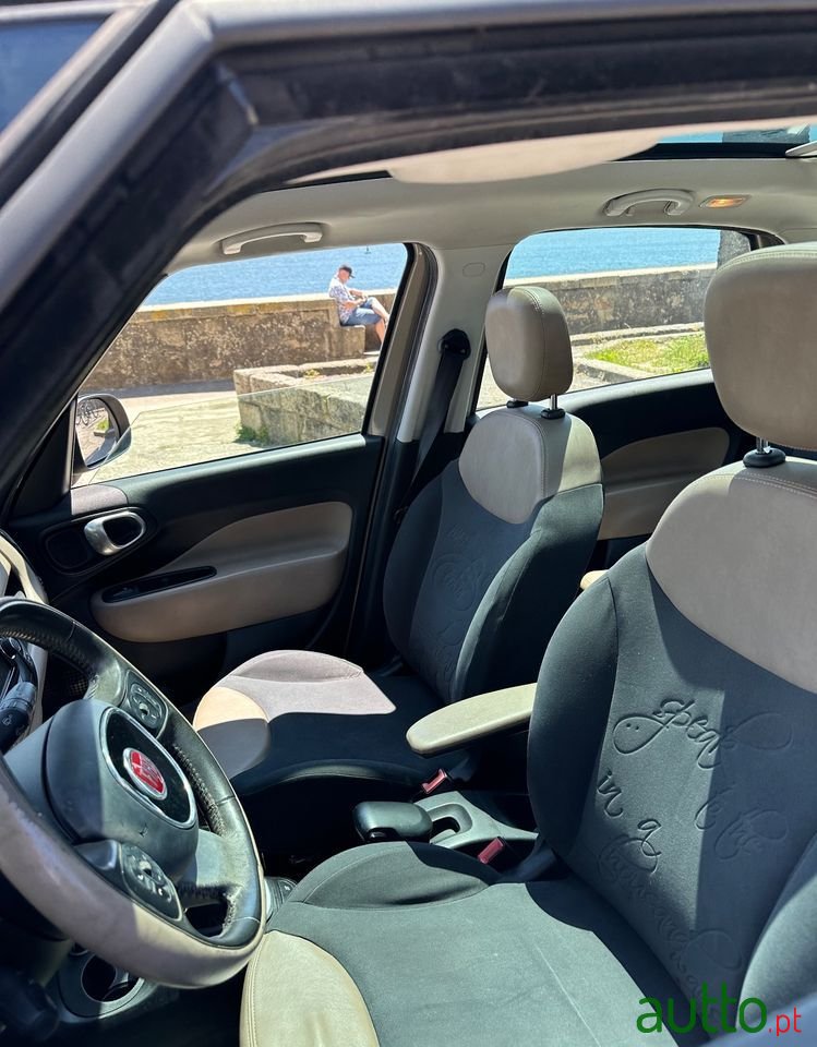 2013' Fiat 500L 1.3 Mj Opening Edition photo #6