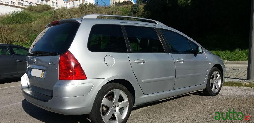 2008' Peugeot 307 Sw photo #4