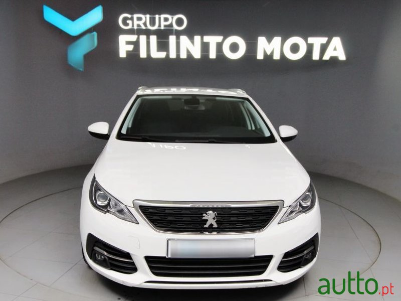 2020' Peugeot 308 Sw photo #1