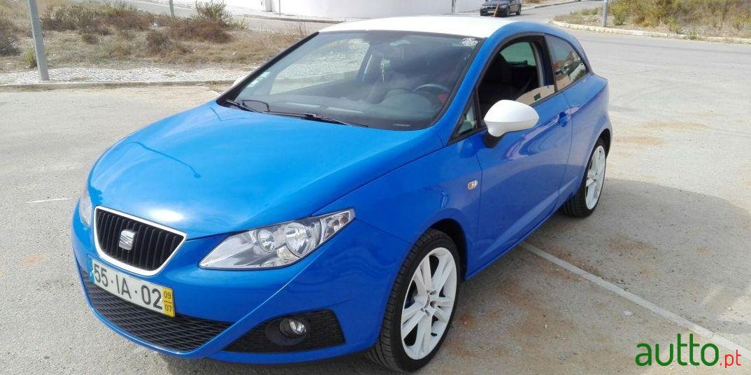 2009' SEAT Ibiza photo #3