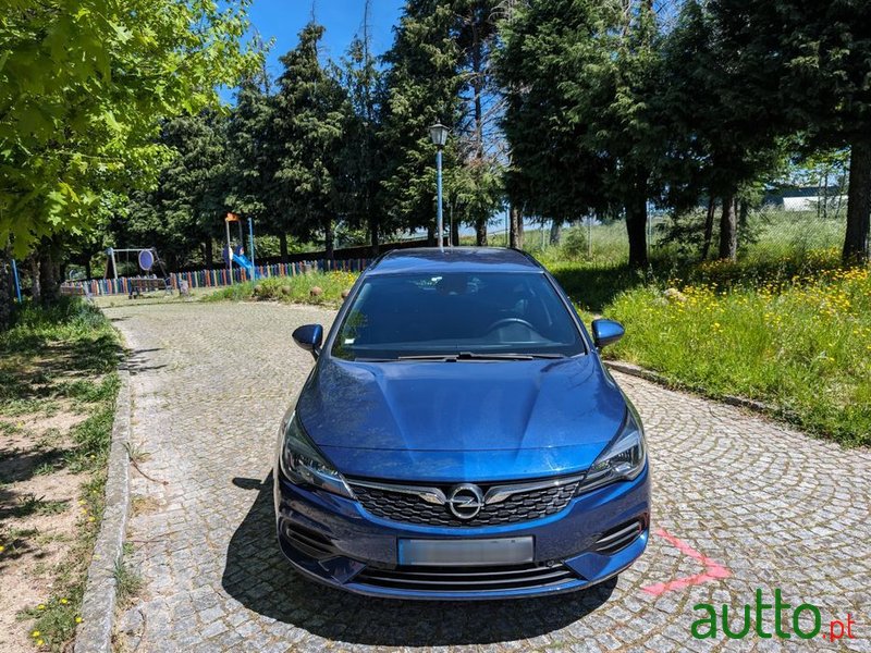 2020' Opel Astra Sports Tourer photo #3