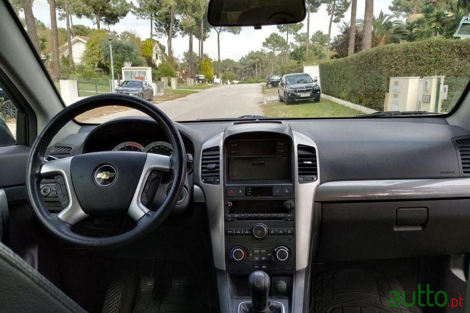 2007' Chevrolet Captiva photo #4