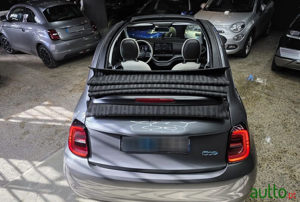 2021' Fiat 500E C La Prima photo #6