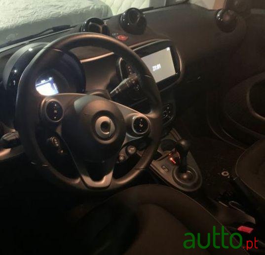 2018' Smart Fortwo Passion photo #2