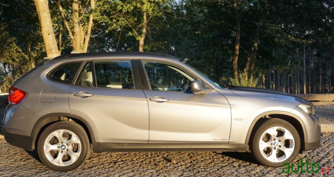 2011' BMW X1 118D Sdrive photo #3