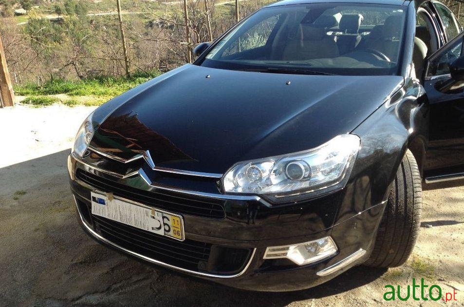 2011' Citroen C5 photo #1