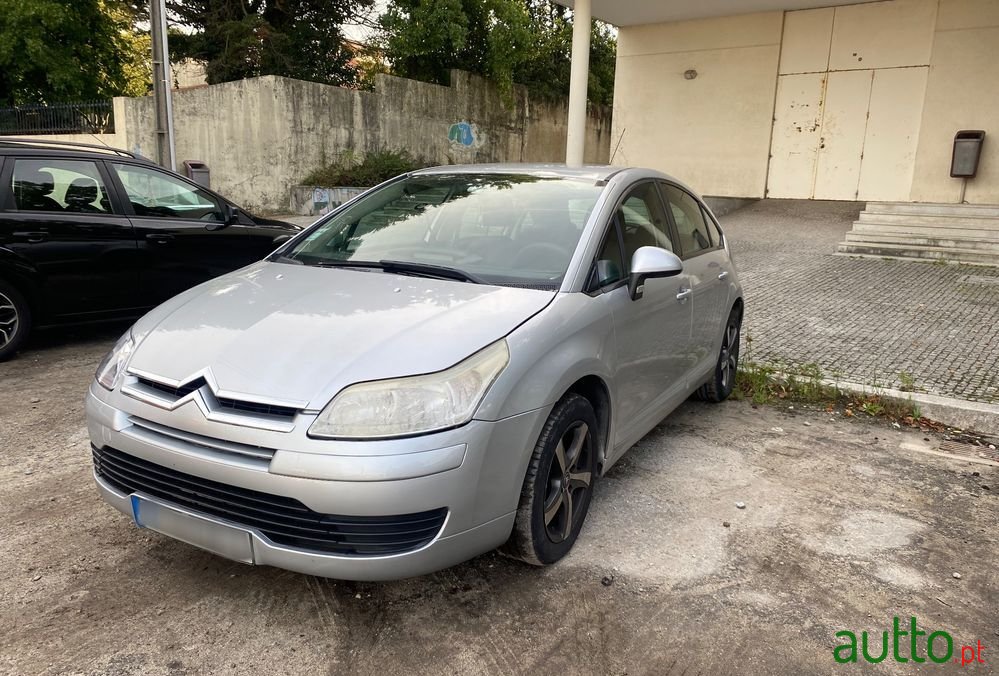 2007' Citroen C4 photo #2
