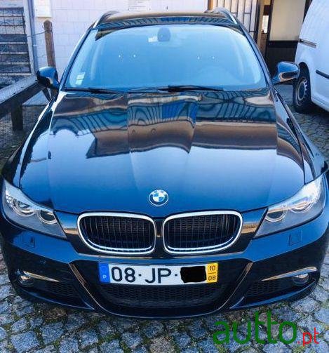 2010' BMW 318 photo #3