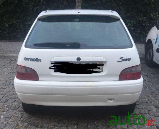 2001' Citroen Saxo photo #1