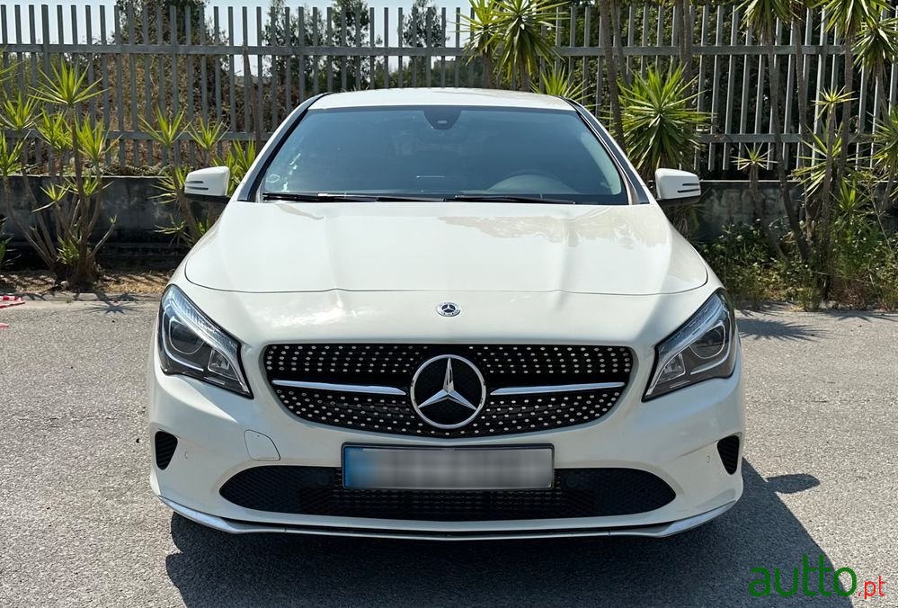 2017' Mercedes-Benz Classe Cla photo #2