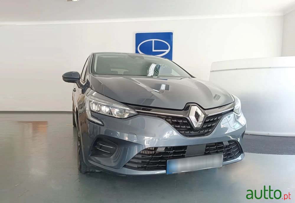 2021' Renault Clio photo #2
