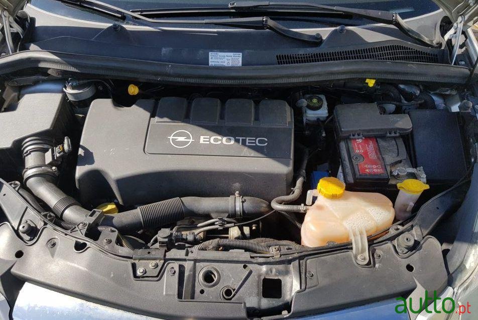 2008' Opel Corsa photo #4