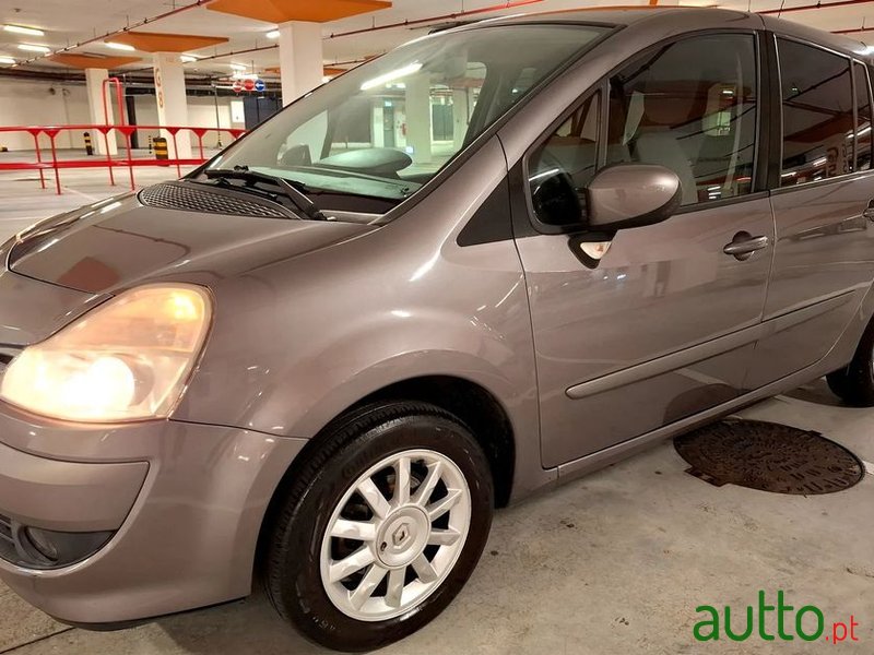 2010' Renault Modus 1.2 Confort Clim photo #4