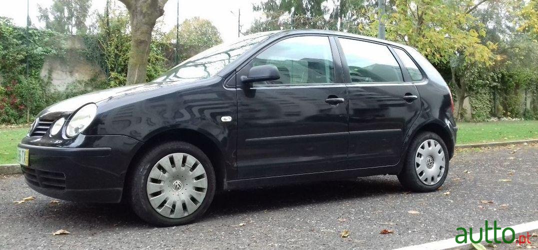 2002' Volkswagen Polo Confortline photo #3
