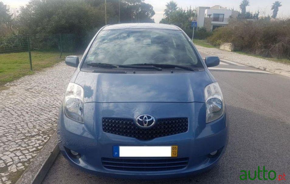 2005' Toyota Yaris 1.0 Vvt-I Sol photo #4