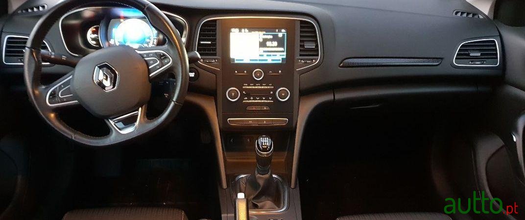 2016' Renault Megane photo #1