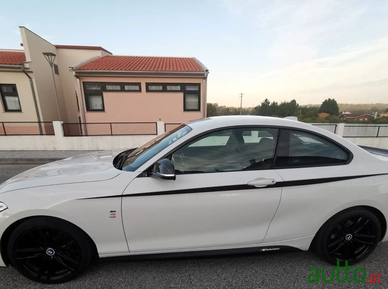 2015' BMW 220 D Coupe Aut. M Sport photo #2