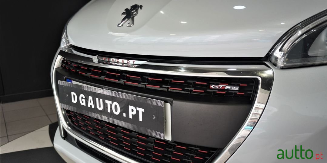 2016' Peugeot 208 photo #2