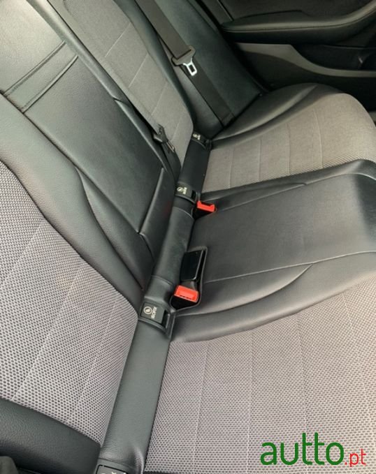 2015' Mercedes-Benz C-220 photo #5