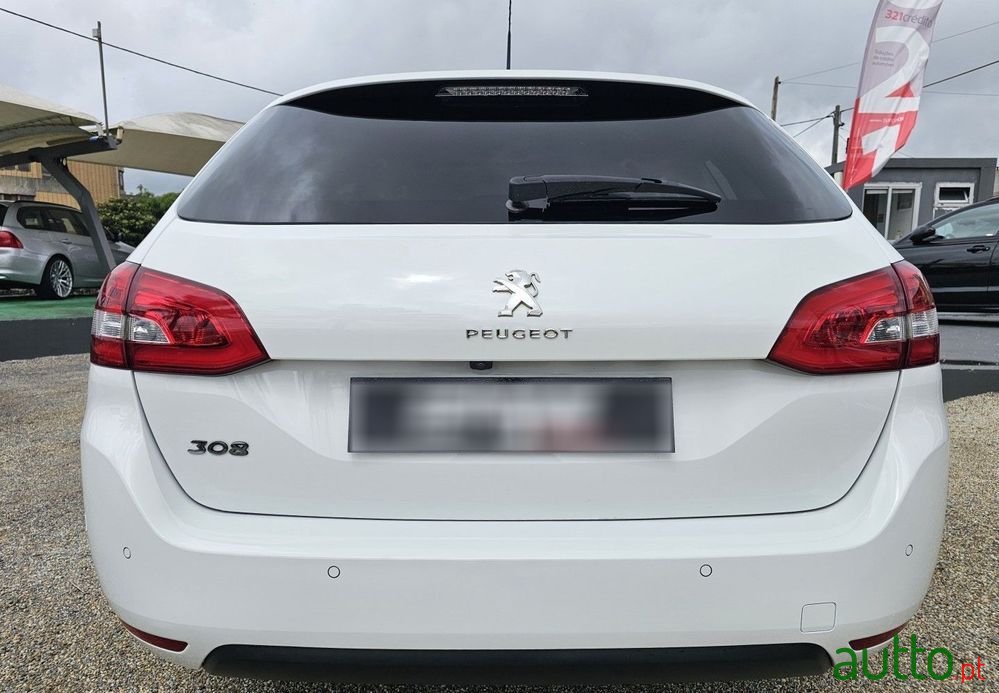 2017' Peugeot 308 Sw photo #6