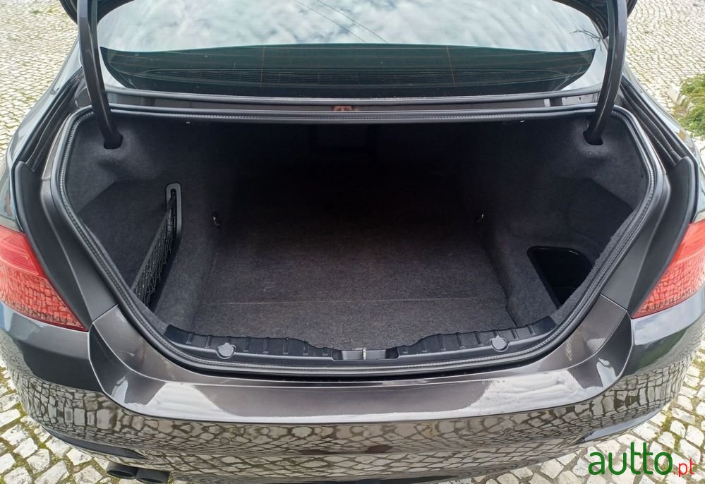 2016' BMW Série 5 D Ed Line Sport photo #6