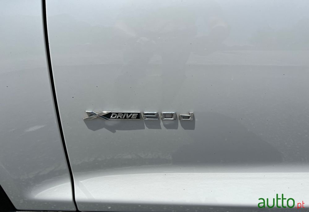 2016' BMW X3 20 D Xdrive photo #2