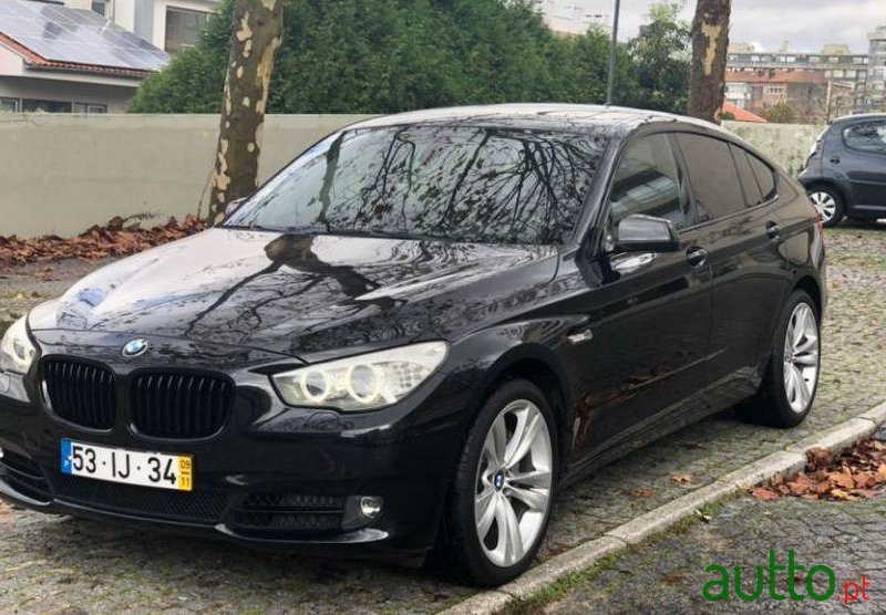 2009' BMW 535 Gran Turismo photo #2