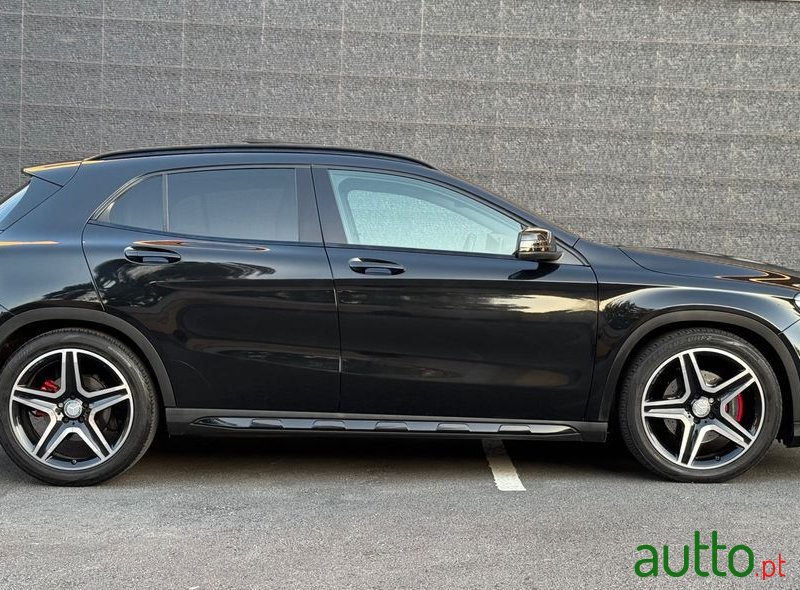 2014' Mercedes-Benz Classe Gla photo #2