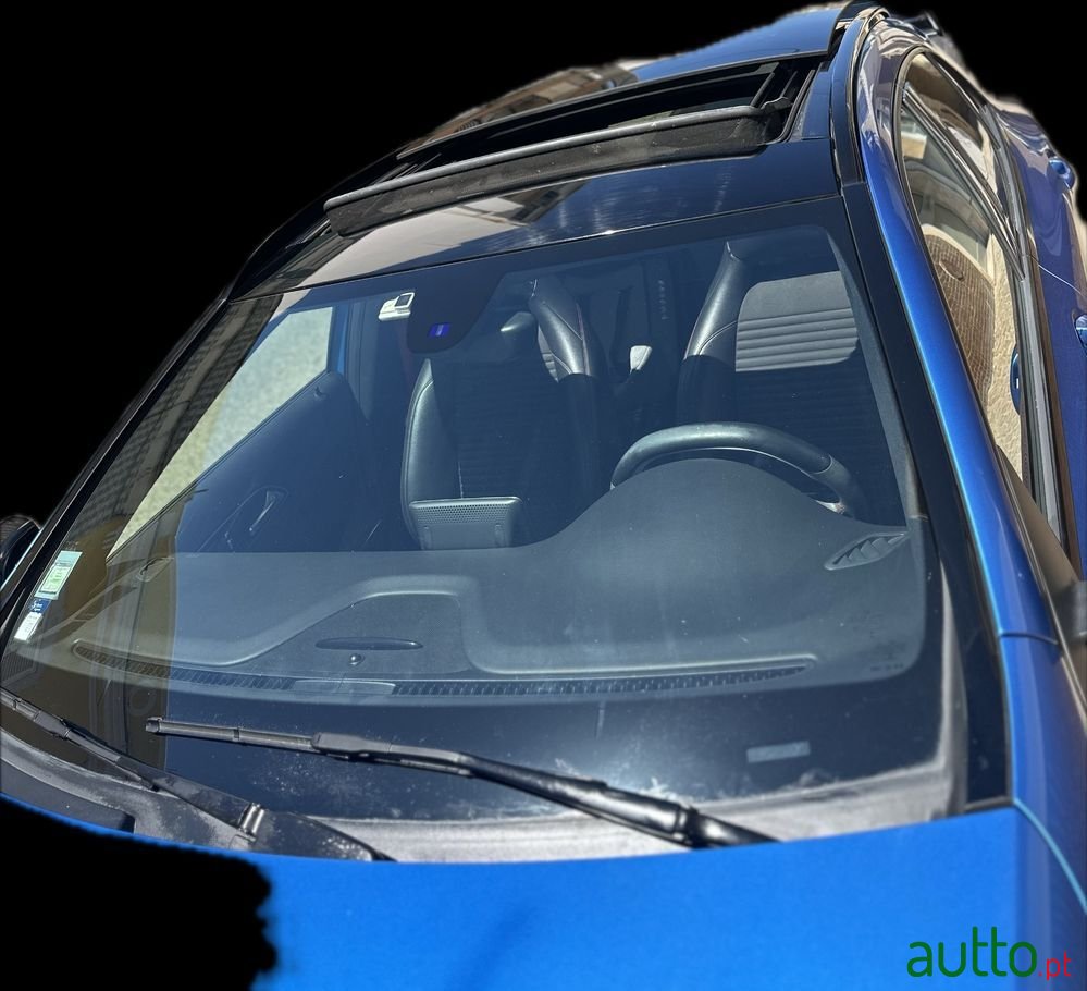 2015' Mercedes-Benz GLA 45 AMG 4-Matic photo #4