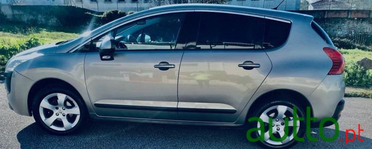 2010' Peugeot 3008 photo #2