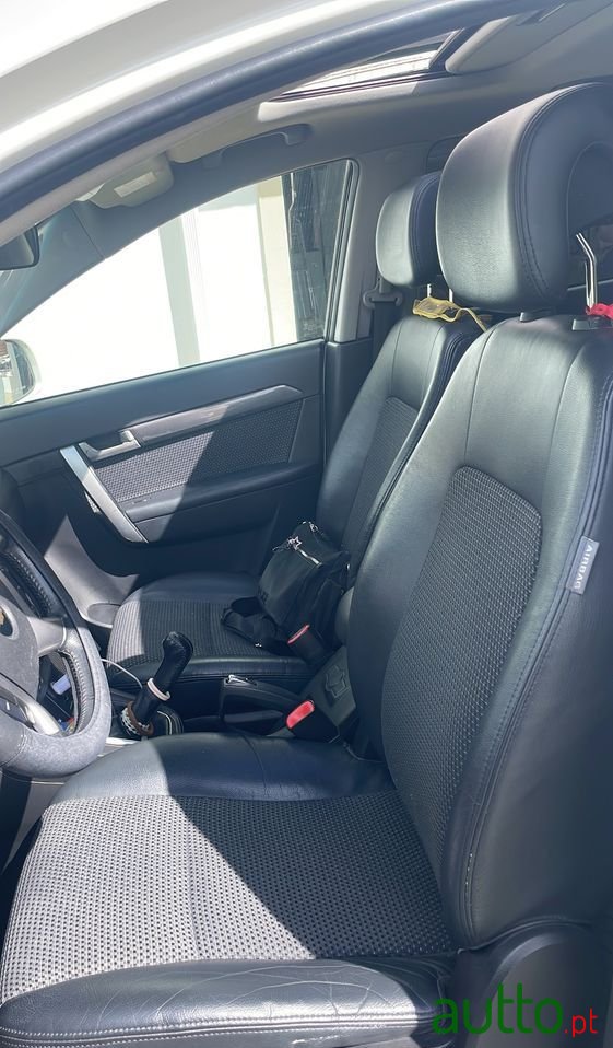 2010' Chevrolet Captiva photo #4