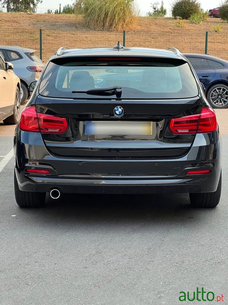 2016' BMW 318 photo #2