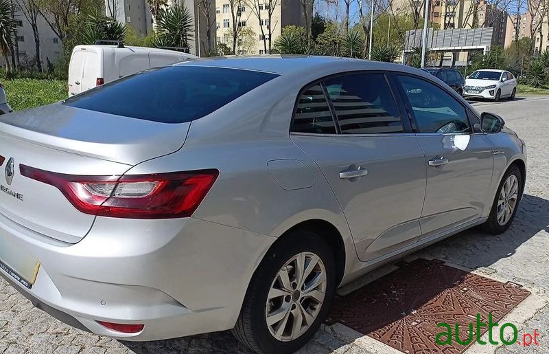 2019' Renault Megane 1.5 Blue Dci Limited photo #3