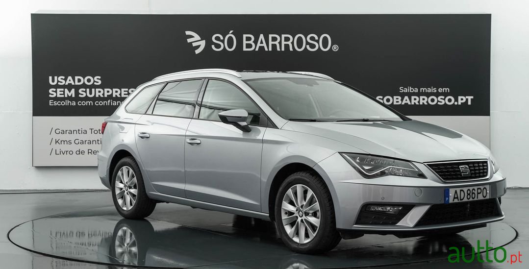 2020' SEAT Leon St photo #4