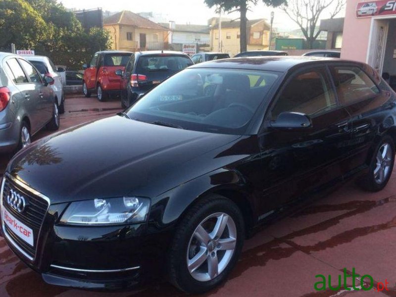 2010' Audi A3 1.6 Tdi Sport photo #2