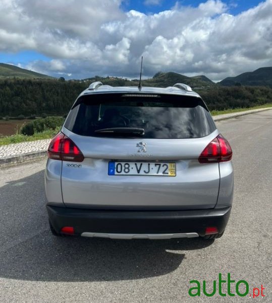 2018' Peugeot 2008 photo #1