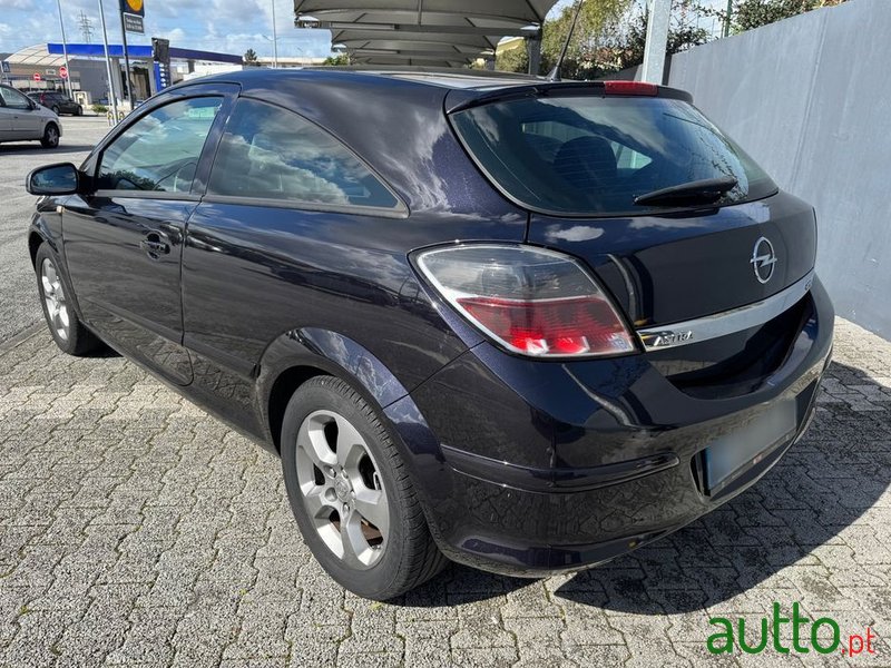 2006' Opel Astra Gtc 1.3 Cdti photo #4