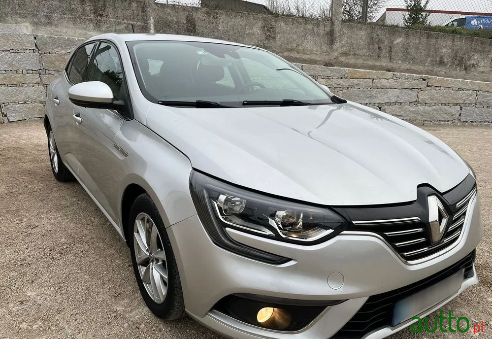 2017' Renault Megane 1.6 Dci Intens photo #2