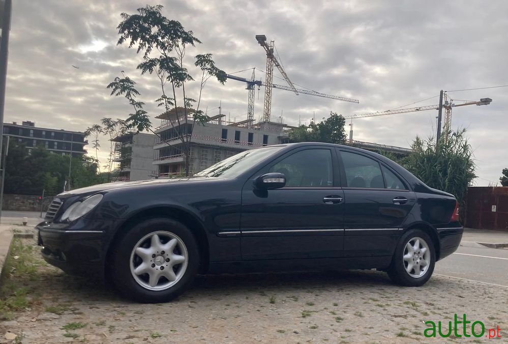 2001' Mercedes-Benz Classe C photo #6