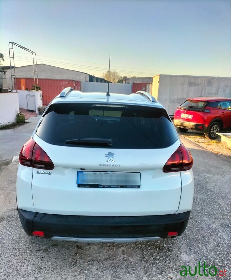 2017' Peugeot 2008 photo #4