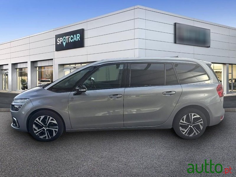 2019' Citroen C4 Grand Picasso photo #4