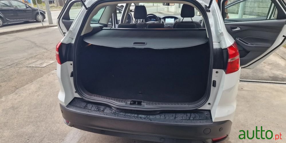 2017' Ford Focus Sw photo #6