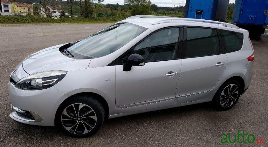 2014' Renault Grand Scenic photo #4